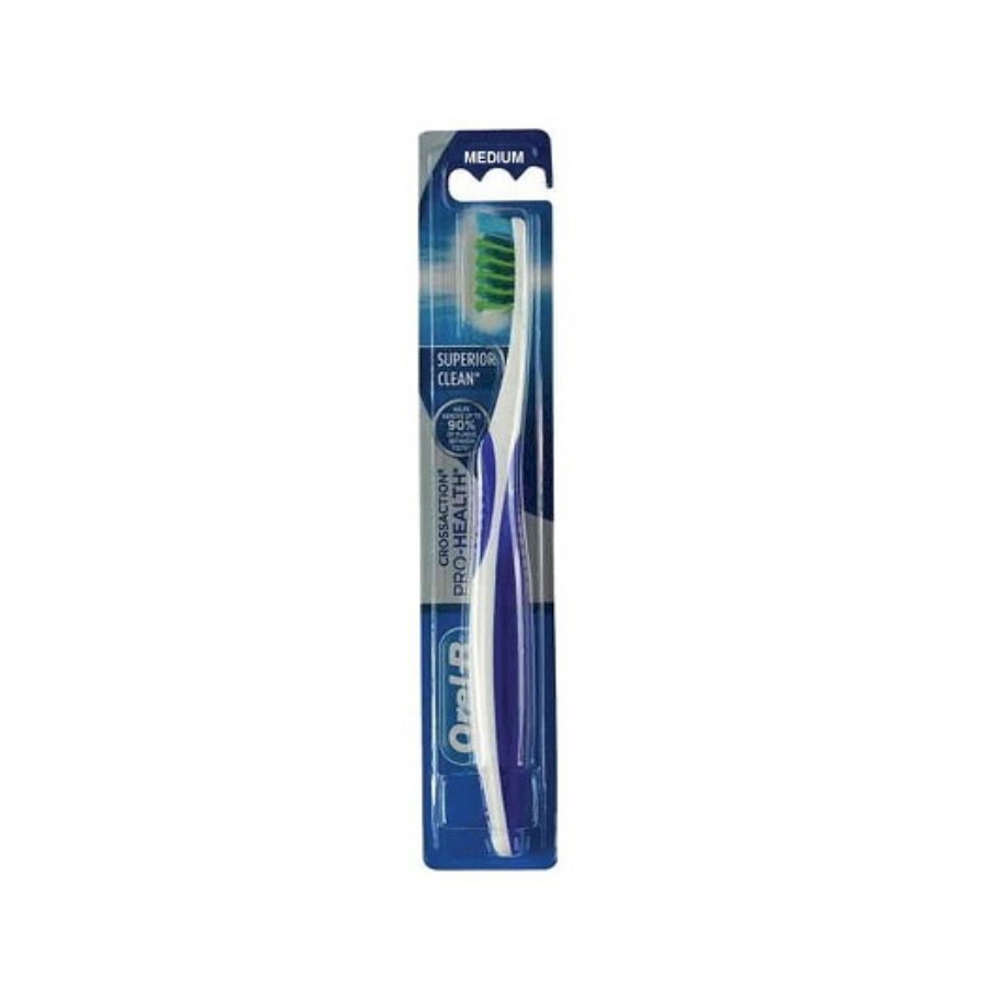 Oral-B Cross Action Superior Clean Toothbrush Medium