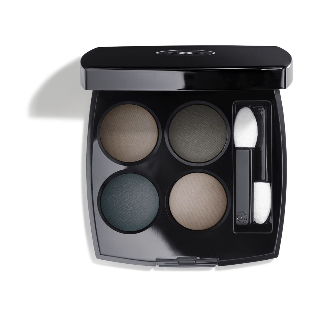 Chanel Les 4 Ombres 2G Blurry Blue